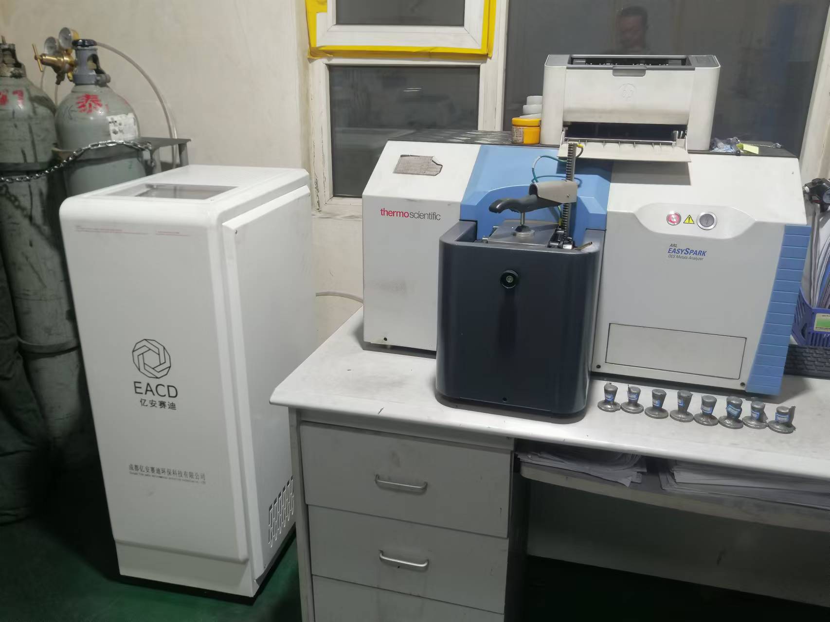 Chengdu YiAn saidi co., LTD designs, manufactures and distributes argon gas purifiers typically for use in metal analysis utilising the Arc/Spark spectrometry technique.jpg